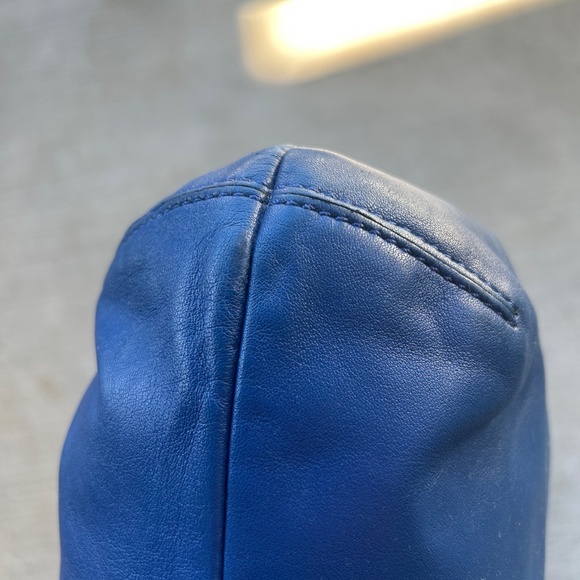 Vintage Soho Coach Shoulder Bag Blue Leather with Silver Buckle - Picture 9 of 14